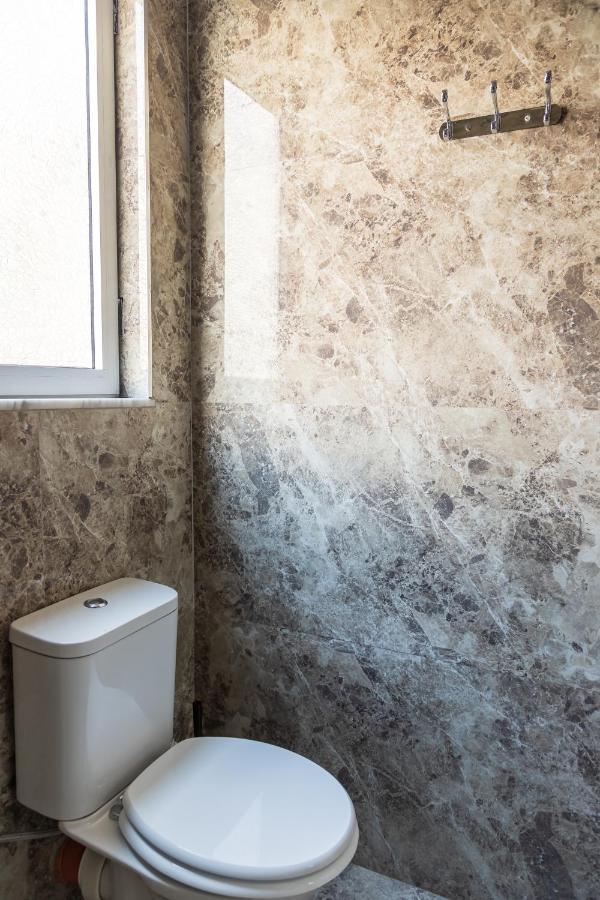 The Tropical House Tirana Apartment Exterior photo